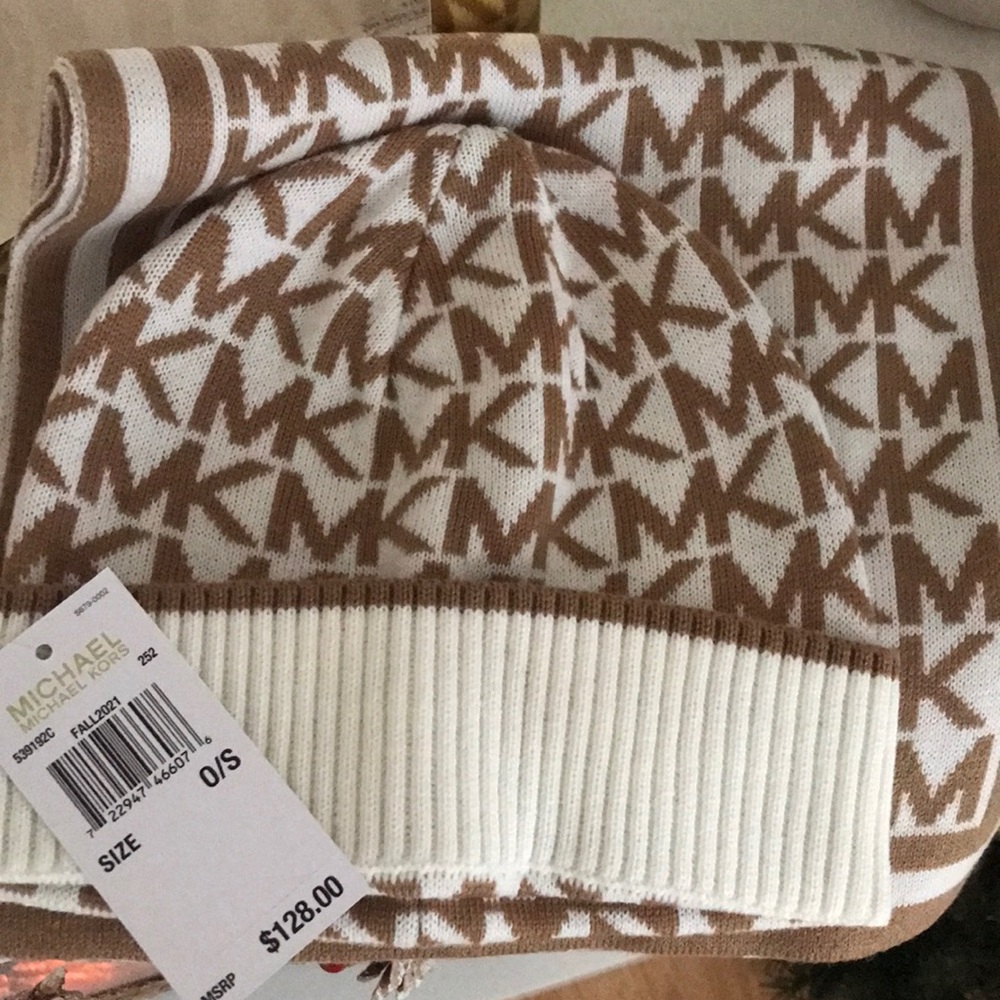 Michael Kors hat and scarf